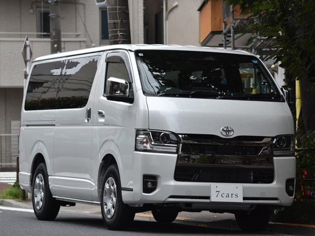 Toyota HIACE VAN 2026 — фото автомобиля