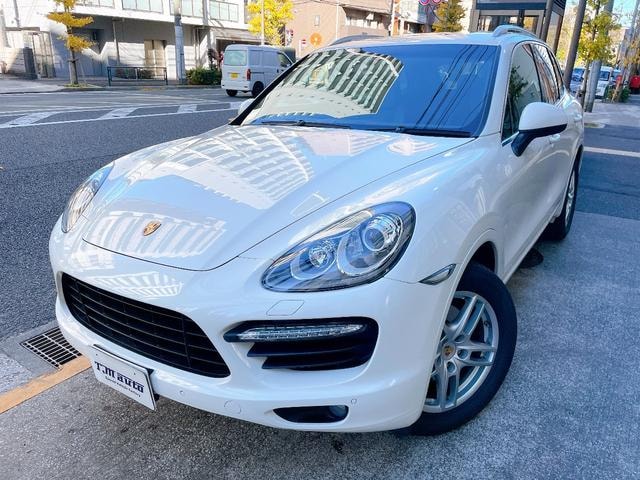 Porsche CAYENNE 2011 — фото автомобиля 1
