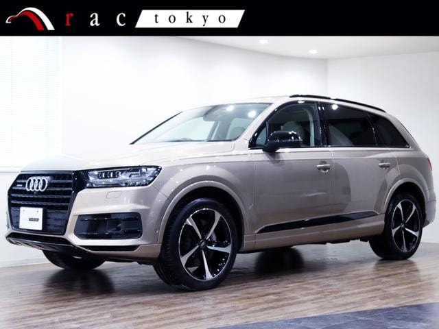 Audi Q7 2018 — фото автомобиля 1