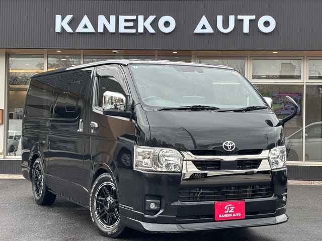 Toyota HIACE VAN 2023 — фото автомобиля 1