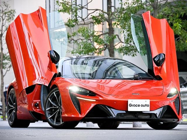 Mclaren ARTURA 2023 — фото автомобиля