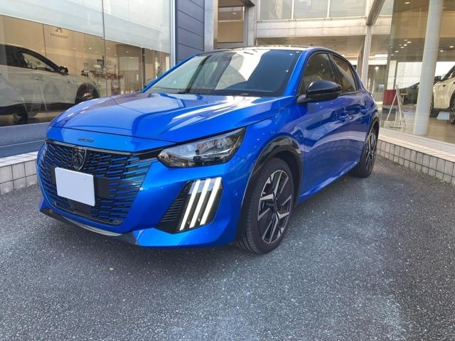 Peugeot 208 2025 — фото автомобиля