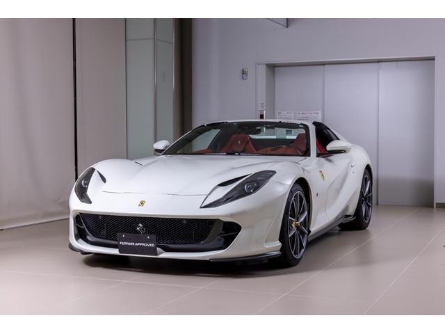 Ferrari 812 GTS 2021 — фото автомобиля