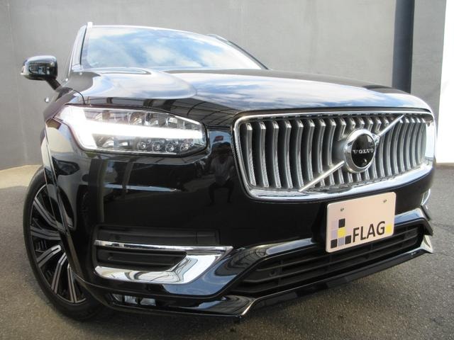 Volvo XC90 2021 — фото автомобиля