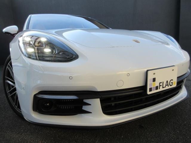 Porsche PANAMERA 2019 — фото автомобиля