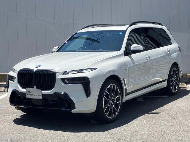 Bmw X7 2024 — фото автомобиля