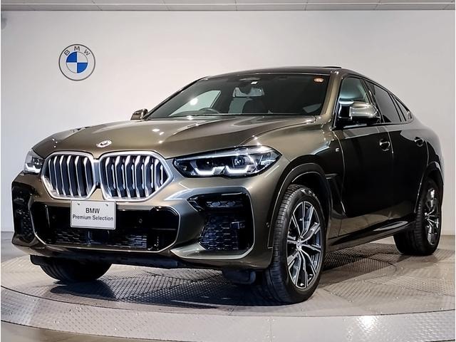 Bmw X6 2023 — фото автомобиля
