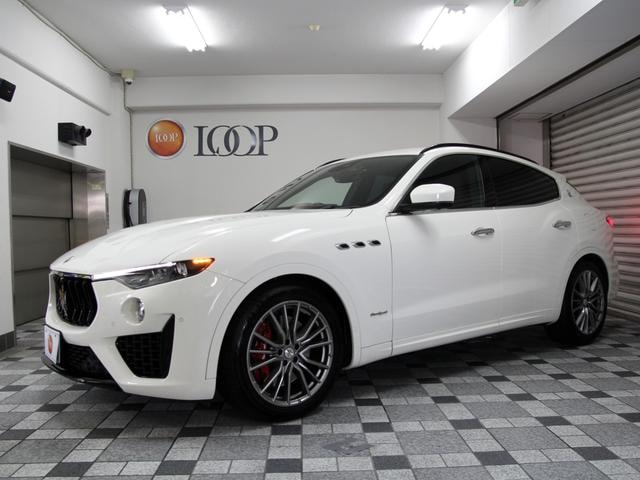 Maserati LEVANTE 2021 — фото автомобиля