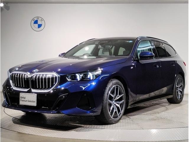 Bmw 5 SERIES 2024 — фото автомобиля