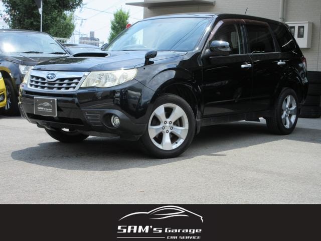 Subaru FORESTER 2010 — фото автомобиля 1
