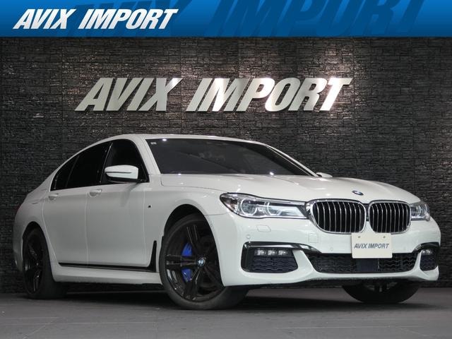 Bmw 7 SERIES 2018 — фото автомобиля 1