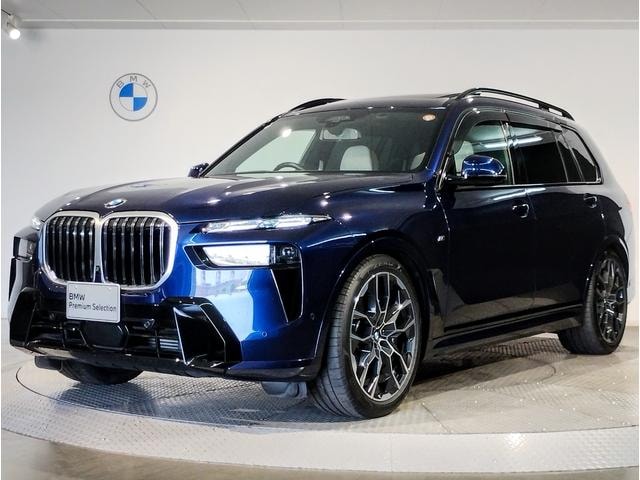 Bmw X7 2024 — фото автомобиля