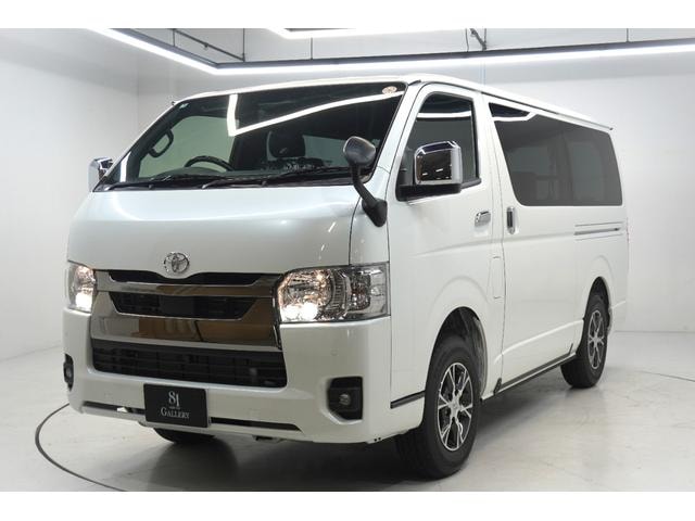 Toyota HIACE VAN 2026 — фото автомобиля 1
