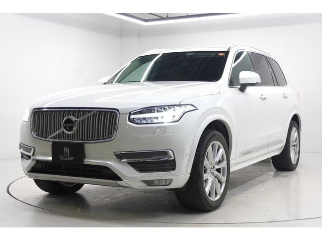 Volvo XC90 2018 — фото автомобиля 1