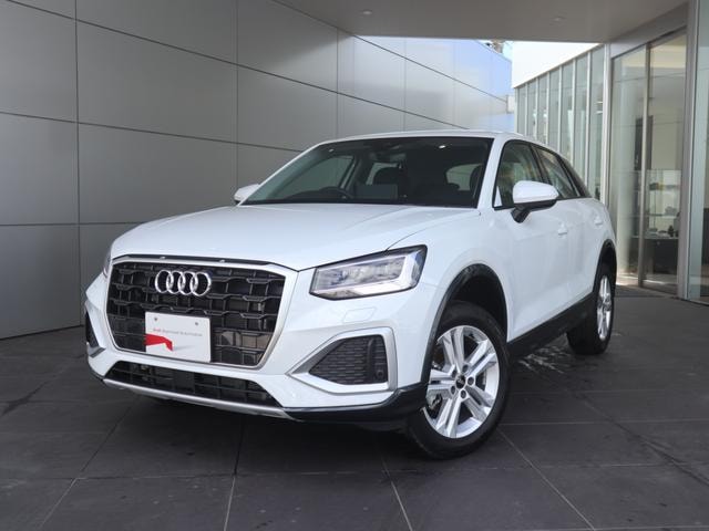 Audi Q2 2026 — фото автомобиля 1