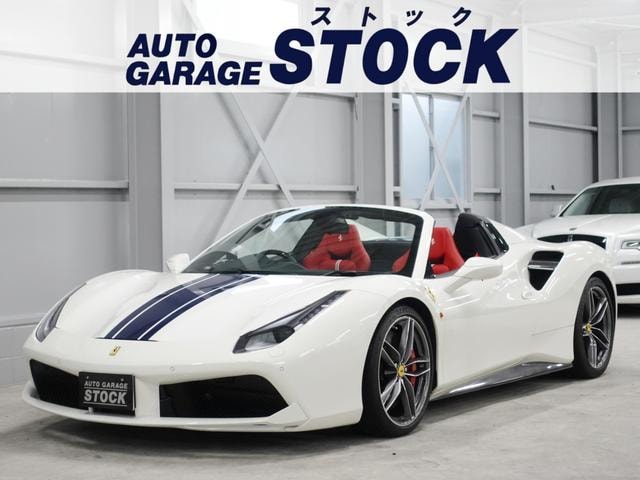 Ferrari 488 SPIDER 2017 — фото автомобиля