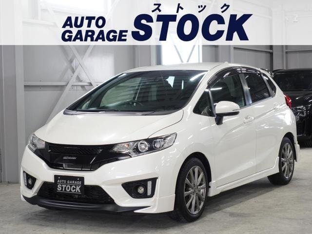 Honda FIT 2016 — фото автомобиля 1