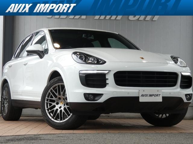 Porsche CAYENNE 2016 — фото автомобиля