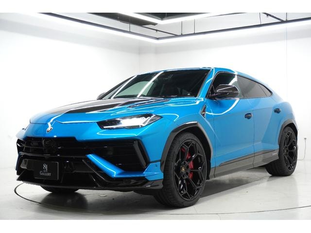 Lamborghini URUS 2025 — фото автомобиля