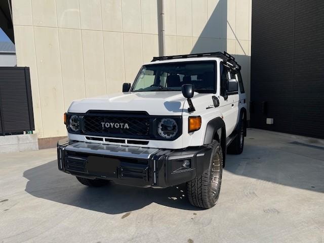 Toyota LAND CRUISER 70 2025 — фото автомобиля