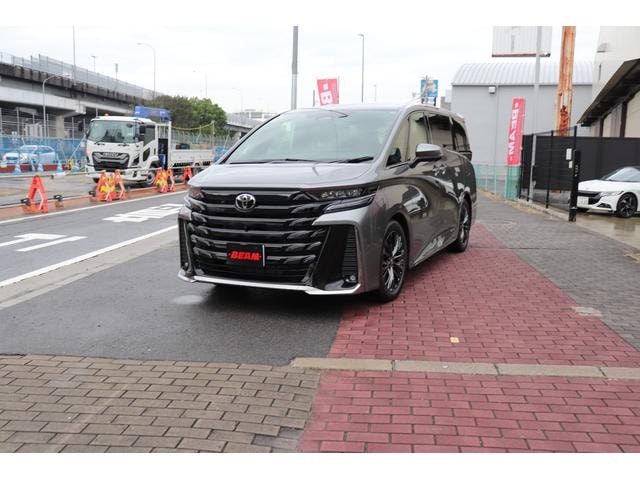 Toyota VELLFIRE 2026 — фото автомобиля 1