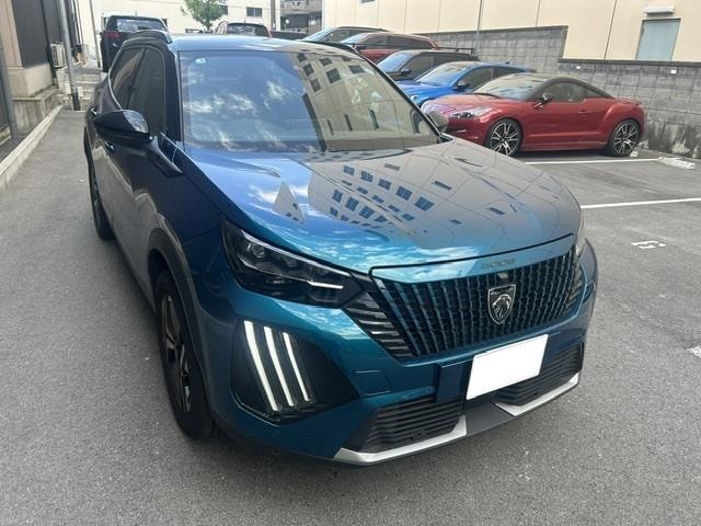Peugeot 2008 2025 — фото автомобиля 1