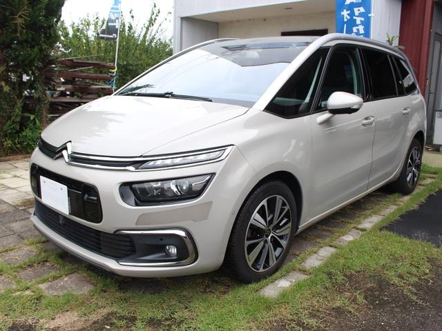 Citroen GRAND C4 PICASSO 2018 — фото автомобиля