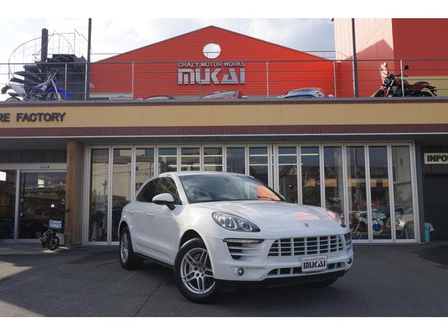 Porsche MACAN 2015 — фото автомобиля