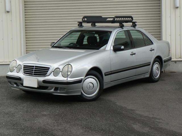 Mercedes Benz E-CLASS 2001 — фото автомобиля