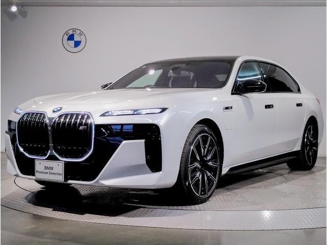 Bmw i7 2025 — фото автомобиля