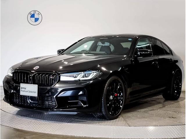 Bmw M5 2022 — фото автомобиля