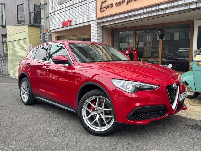 Alfa Romeo STELVIO 2018 — фото автомобиля