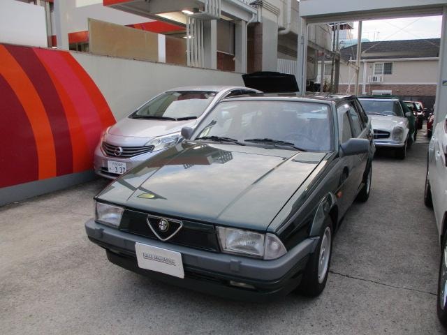 Alfa Romeo ALFA 75 1991 — фото автомобиля