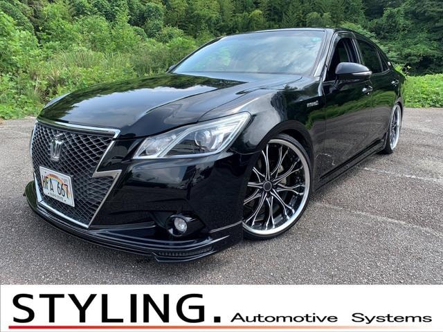 Toyota CROWN HYBRID 2015 — фото автомобиля