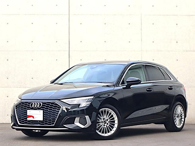Audi A3 2023 — фото автомобиля