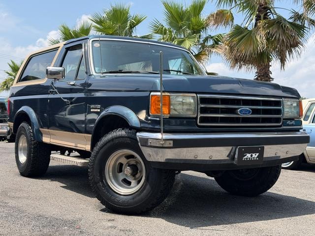 Ford BRONCO 1990 — фото автомобиля