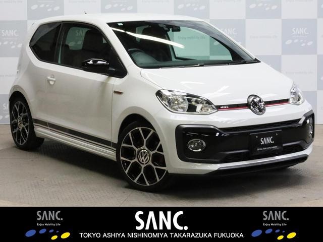 Volkswagen UP! 2018 — фото автомобиля 1