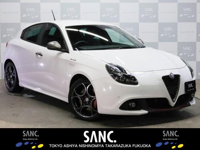 Alfa Romeo GIULIETTA 2017 — фото автомобиля
