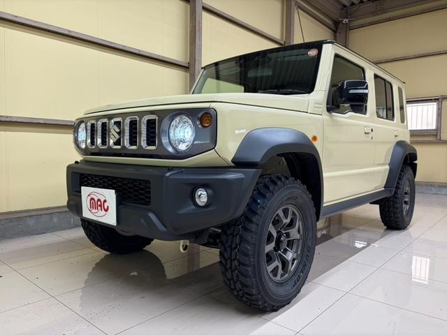 Suzuki JIMNY NOMADE 2025 — фото автомобиля