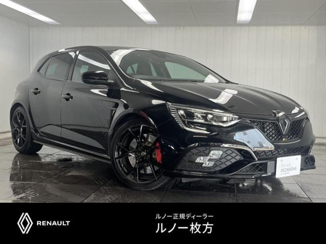 Renault MEGANE 2024 — фото автомобиля 1
