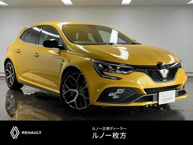 Renault MEGANE 2022 — фото автомобиля 1