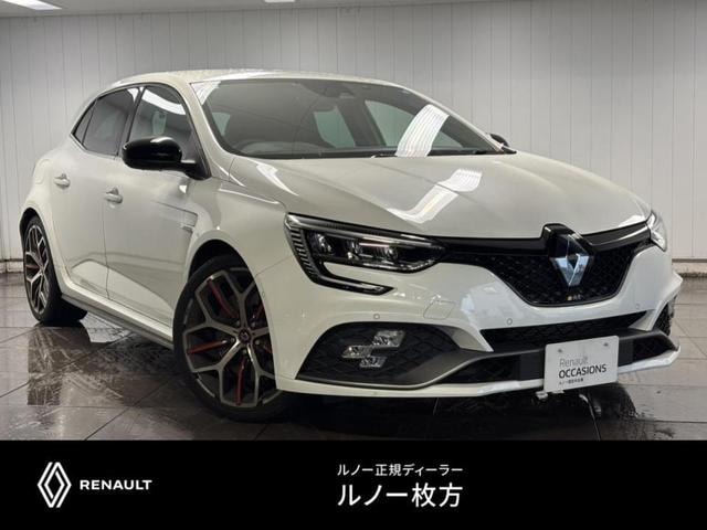 Renault MEGANE 2025 — фото автомобиля 1