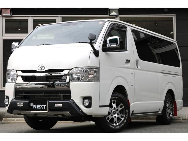 Toyota HIACE VAN 2022 — фото автомобиля