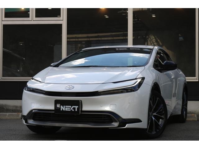 Toyota PRIUS 2024 — фото автомобиля