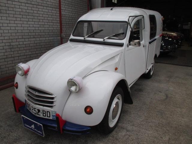 Citroen 2CV6  — фото автомобиля 1