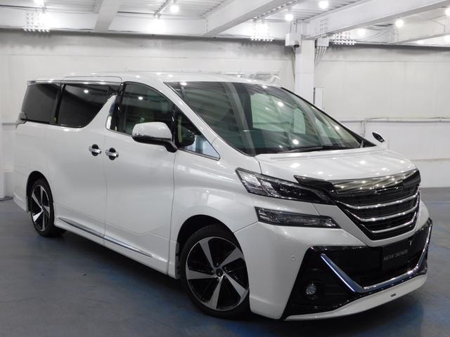 Toyota VELLFIRE 2015 — фото автомобиля 1