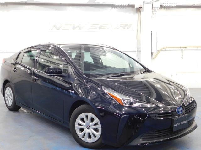 Toyota PRIUS 2019 — фото автомобиля 1