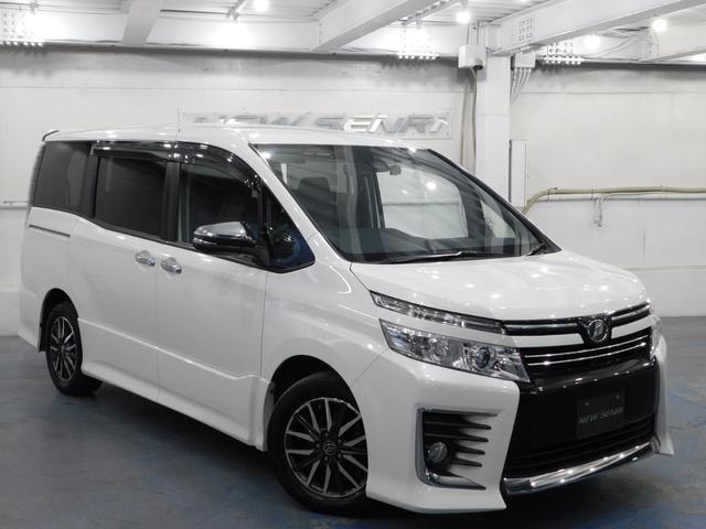 Toyota VOXY 2016 — фото автомобиля 1