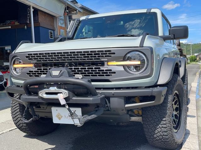 Ford BRONCO 2023 — фото автомобиля