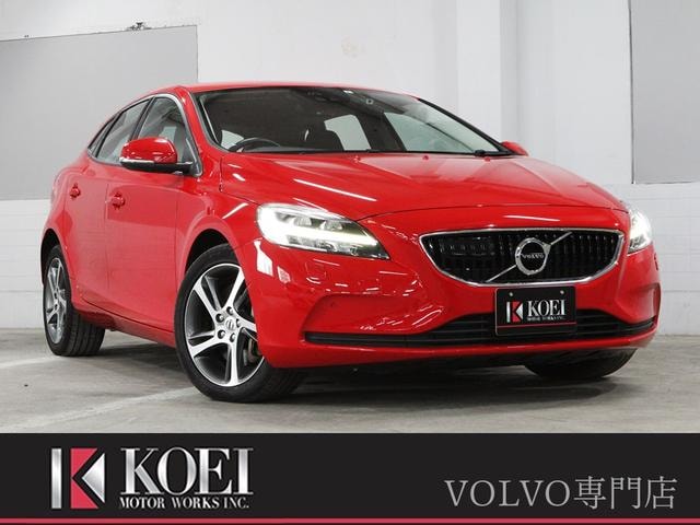 Volvo V40 2017 — фото автомобиля